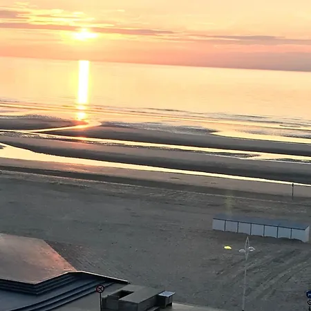Parnassia With Sea View , 2 Bedroom Daire De Panne